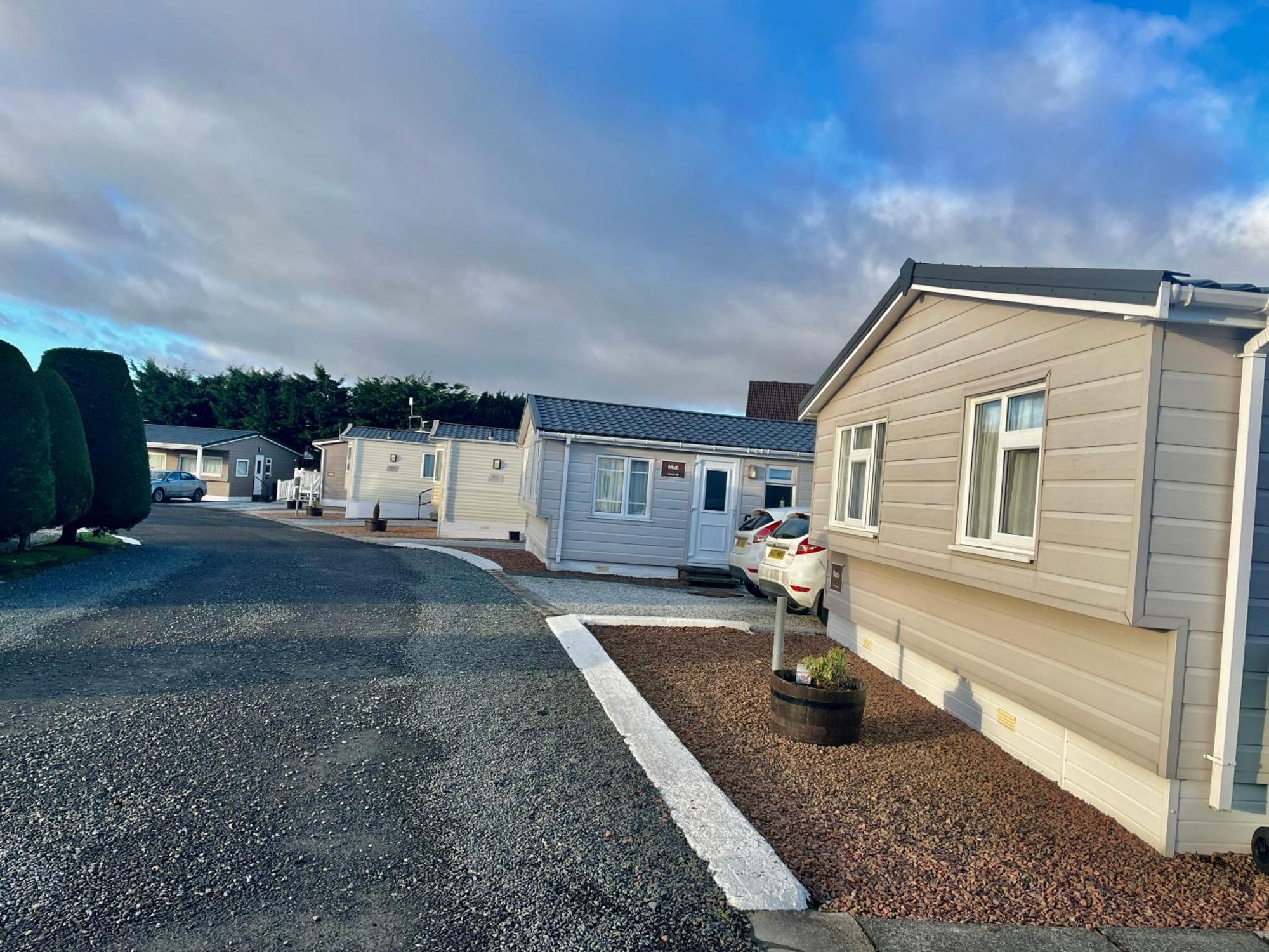 2 Bedroom Self-Catering Chalet Stepps Екстер'єр фото
